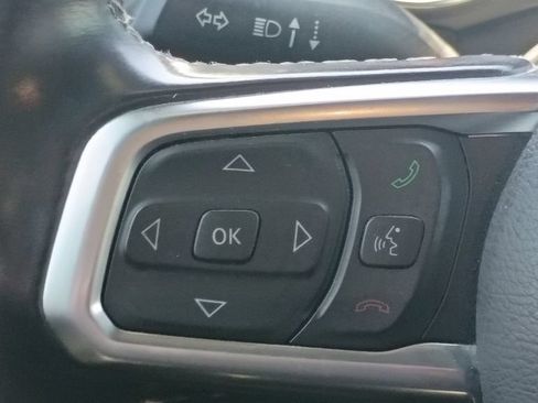 Used 2020 Jeep Gladiator Overland AWD/4WD image 27