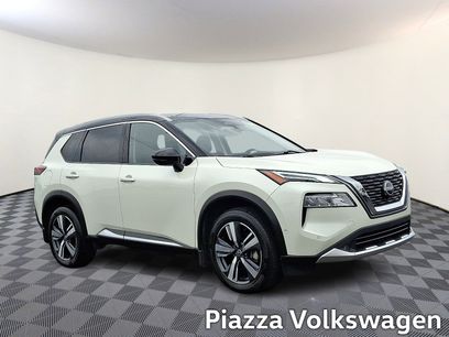 Used 2022 Nissan Rogue Platinum w/ Head-Up Display Package