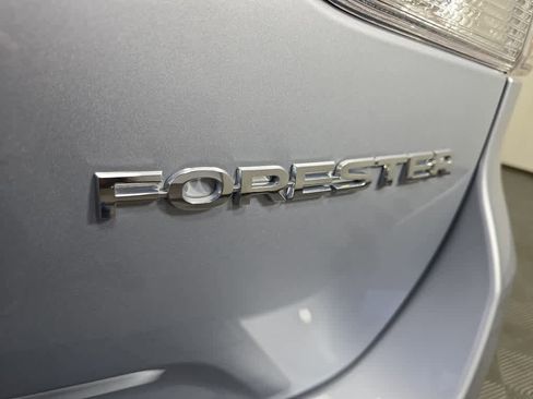 Used 2022 Subaru Forester Limited image 23