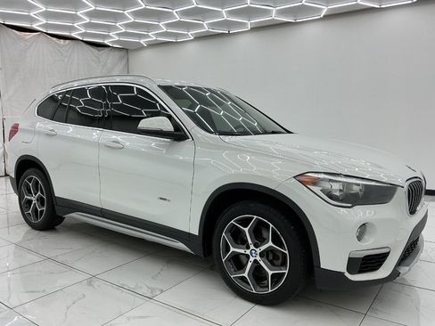 Used 2018 BMW X1 xDrive28i AWD/4WD image 7