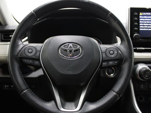 Used 2019 Toyota RAV4 Limited AWD/4WD image 30