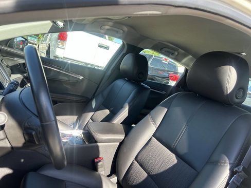 Used 2014 Chevrolet Impala LT FWD image 12