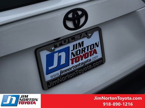 Used 2025 Toyota RAV4 XLE w/ Convenience Package image 12