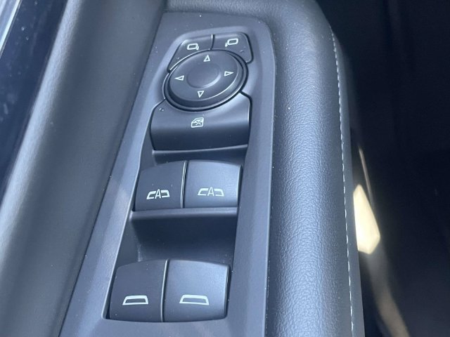 Used 2026 Chevrolet Suburban LS w/ LS Custom Edition RWD image 24