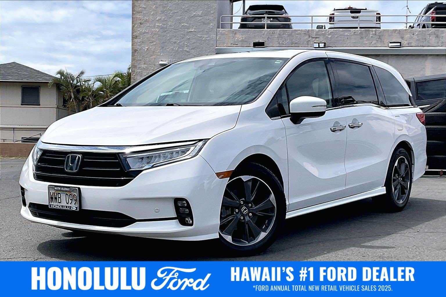 Used 2023 Honda Odyssey Elite image 1