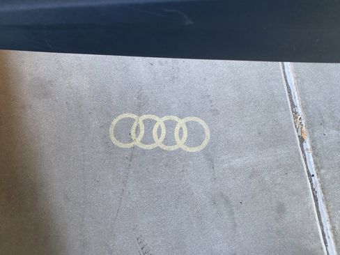 Used 2022 Audi Q4 e-tron Premium Plus image 22