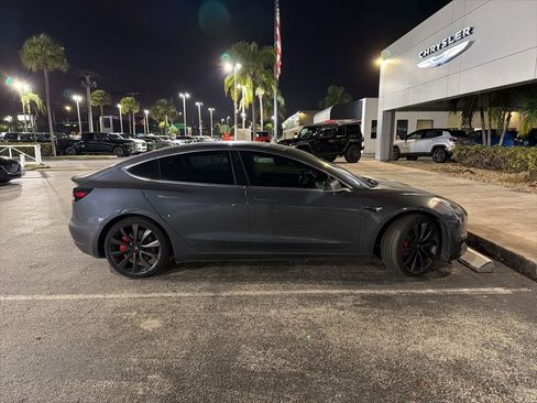 Used 2020 Tesla Model 3 Performance image 9