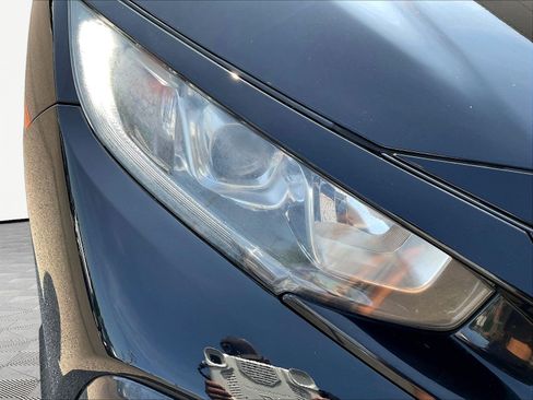 Used 2017 Honda Civic EX image 32
