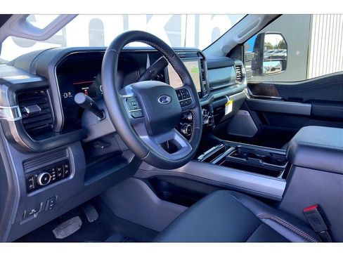 Used 2026 Ford F450 Lariat AWD/4WD image 16