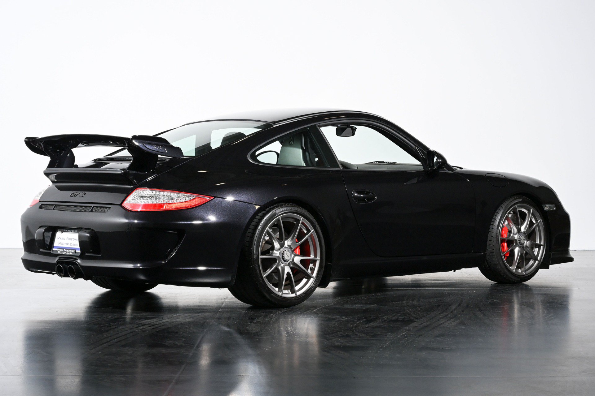 Used 2010 Porsche 911 GT3 RWD image 3