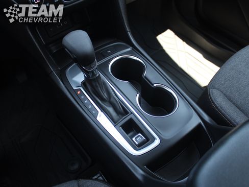 Certified 2024 Chevrolet Equinox LT w/ LPO, Floor Liner Package FWD image 18