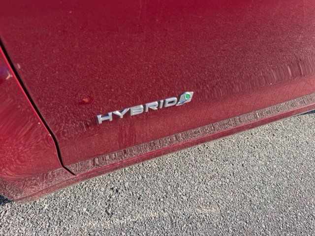 Used 2019 Ford Fusion SE FWD image 10