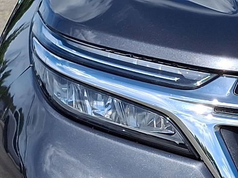 Used 2022 Chevrolet Equinox LT FWD image 27