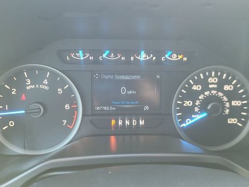 Used 2017 Ford F150 XLT w/ Equipment Group 302A Luxury image 19