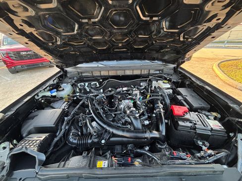 Used 2023 Ford Bronco Outer Banks image 32