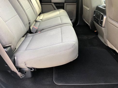 Used 2019 Ford F150 XLT w/ Equipment Group 302A Luxury AWD/4WD image 24