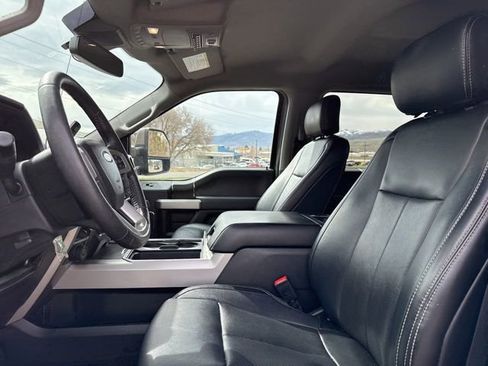 Used 2020 Ford F350 Lariat w/ Lariat Value Package AWD/4WD image 21