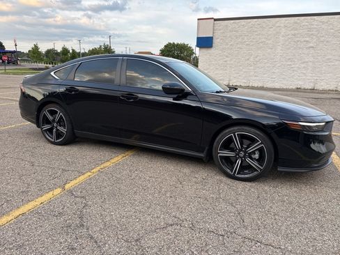 Used 2023 Honda Accord Sport image 21