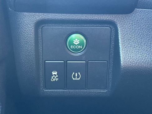 Used 2017 Honda HR-V LX image 30