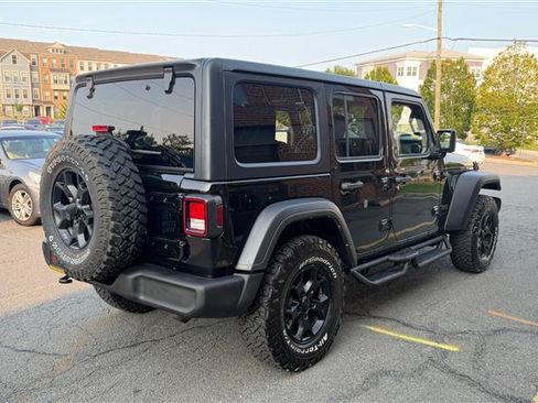 Used 2021 Jeep Wrangler Unlimited Sport AWD/4WD image 10