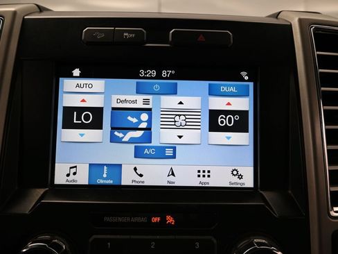 Used 2016 Ford F150 Lariat AWD/4WD image 32