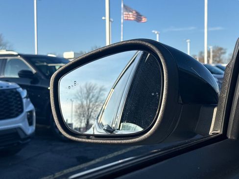 Used 2023 Ford Mustang Mach-E Select image 34