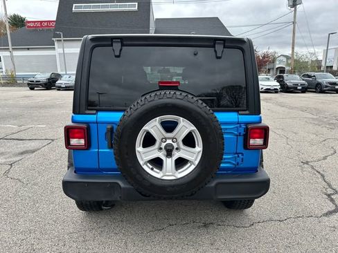Used 2022 Jeep Wrangler Unlimited Sport AWD/4WD image 7