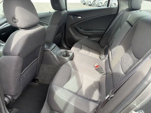 Used 2016 Chevrolet Volt LT FWD image 25