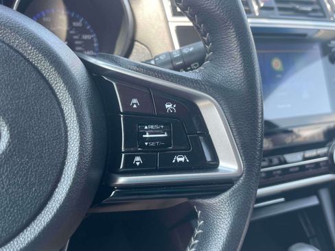 Used 2019 Subaru Outback 2.5i Limited AWD/4WD image 22