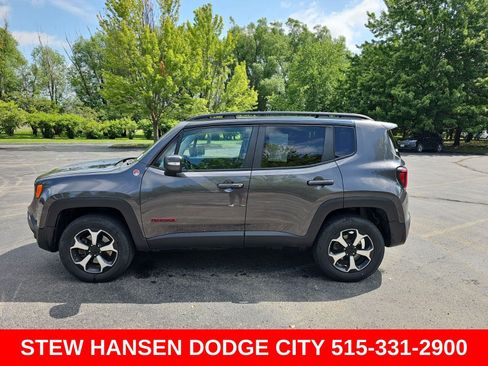 Used 2019 Jeep Renegade Trailhawk AWD/4WD image 1