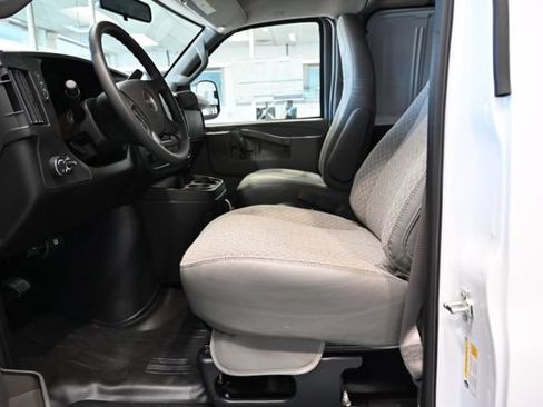 New 2026 GMC Savana 3500 w/ Driver Convenience Package RWD image 11