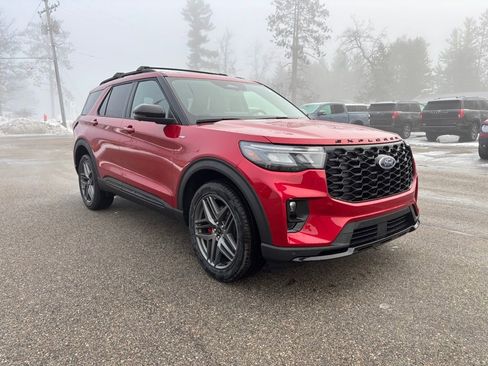 New 2026 Ford Explorer ST-Line w/ ST-Line Street Pack image 1
