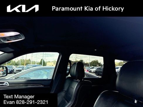 Used 2016 Jeep Grand Cherokee SRT AWD/4WD image 11