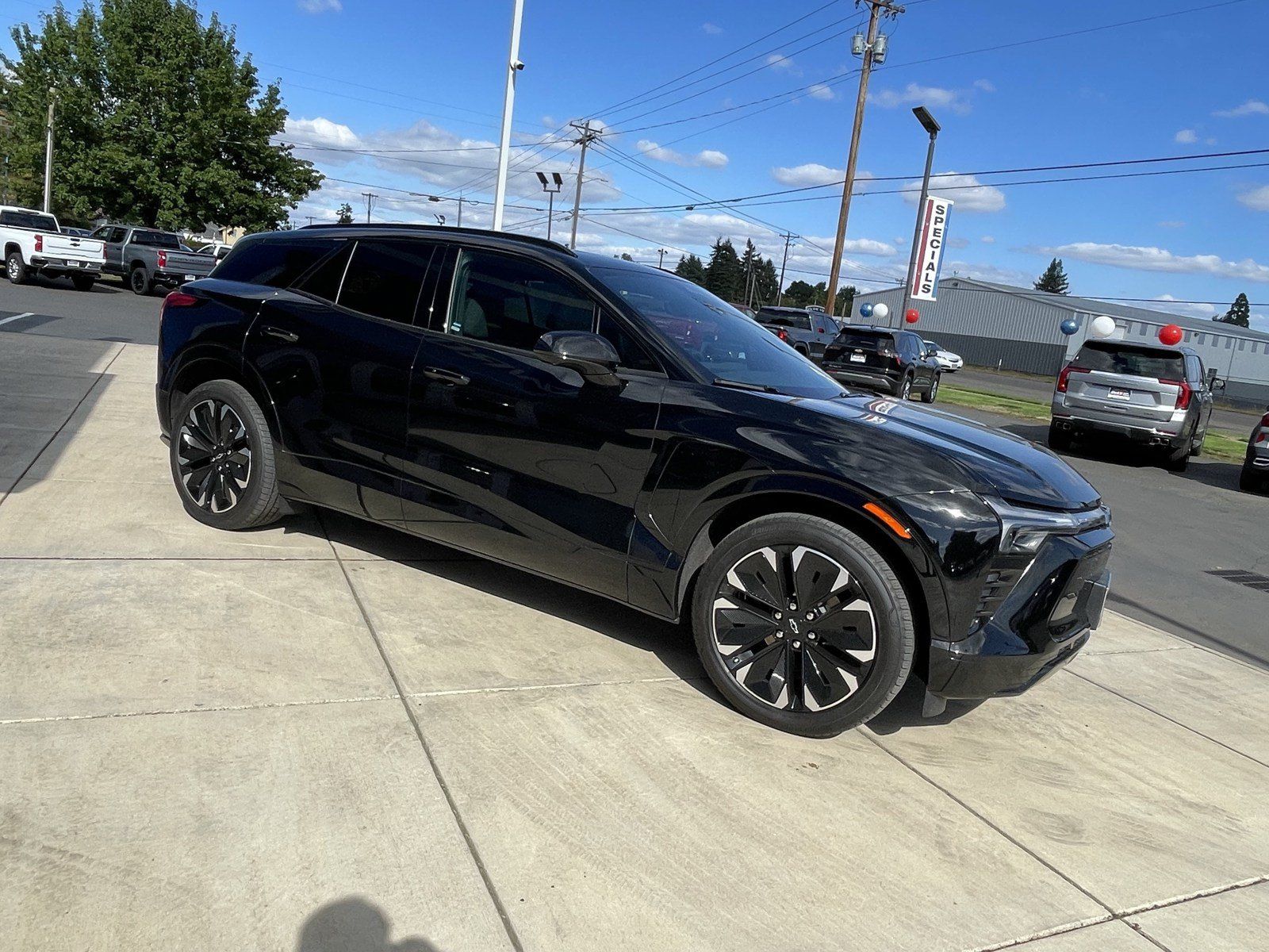 Used 2024 Chevrolet Blazer EV RS RWD image 7