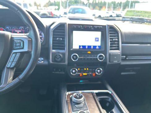 Certified 2020 Ford Expedition Platinum image 25