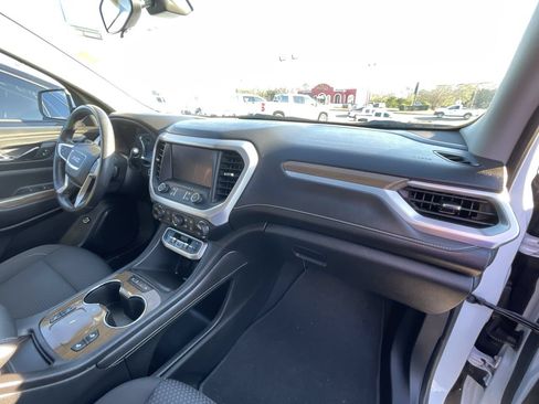 Used 2020 GMC Acadia SLE w/ Driver Convenience Package FWD image 27