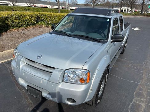 Used 2003 Nissan Frontier XE w/ XE Pwr Pkg image 4