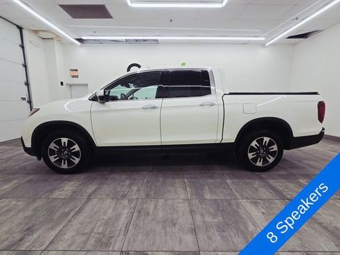 Used 2017 Honda Ridgeline RTL-E image 2