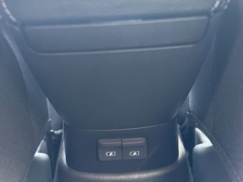 New 2025 Nissan Kicks Play S image 21