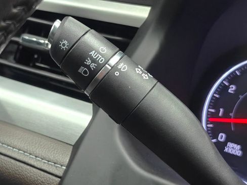 Used 2019 GMC Acadia SLT AWD/4WD image 49