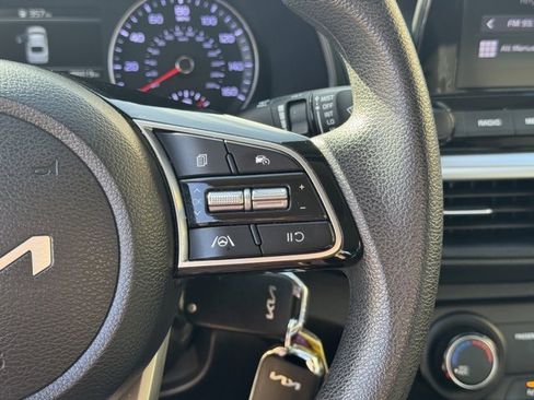 Certified 2023 Kia Forte LXS image 28