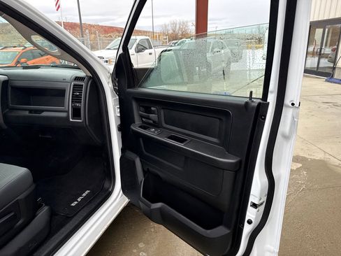Used 2018 RAM 1500 Tradesman w/ Popular Equipment Group image 11