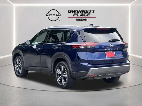 Certified 2026 Nissan Rogue SL FWD image 24