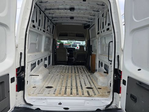 Used 2021 Nissan NV 2500 S RWD image 12