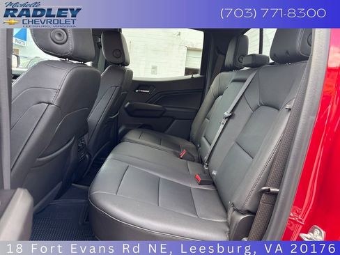 Used 2024 Chevrolet Colorado LT w/ LT Convenience Package III AWD/4WD image 23