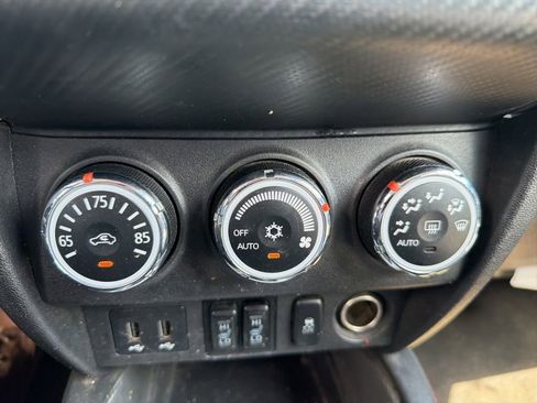 Used 2018 Mitsubishi Outlander Sport SE FWD image 17