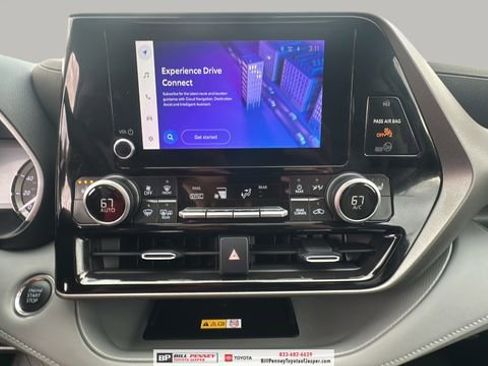 Used 2025 Toyota Highlander XLE image 15