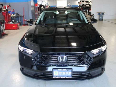 Used 2023 Honda Accord LX image 2