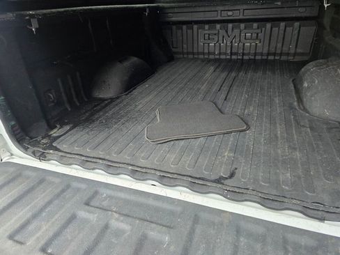 Used 2016 GMC Canyon SLT w/ Trailering Package image 16