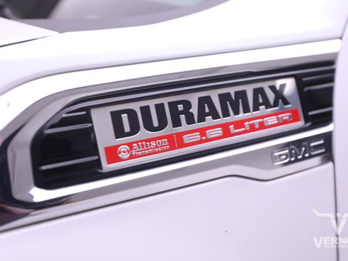 Used 2020 GMC Sierra 3500 Denali w/ Denali Ultimate Package image 11